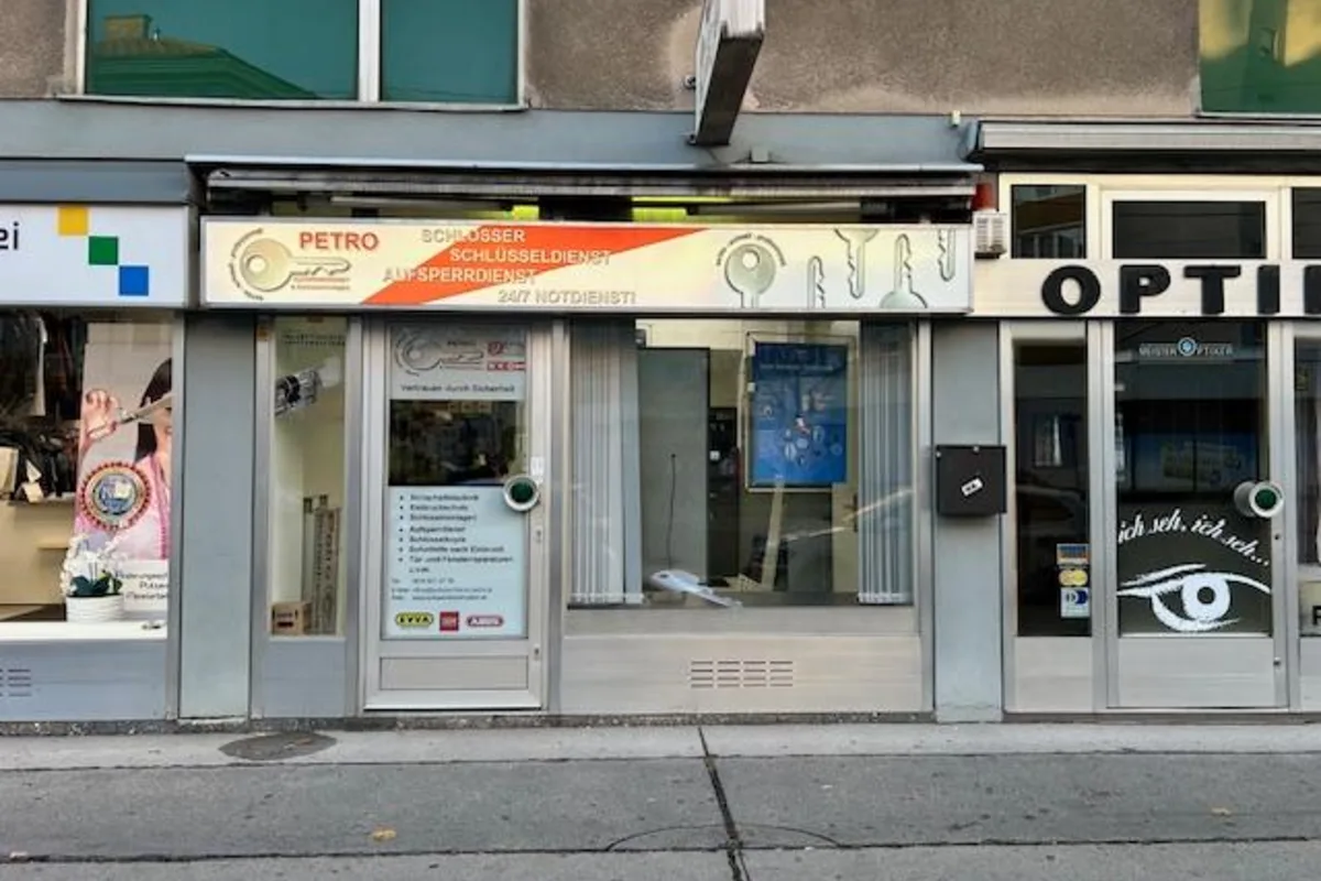 Eingang zum Geschäft von Schlüsseldienst Petro, Marchfeldstraße 19, 1200 Wien